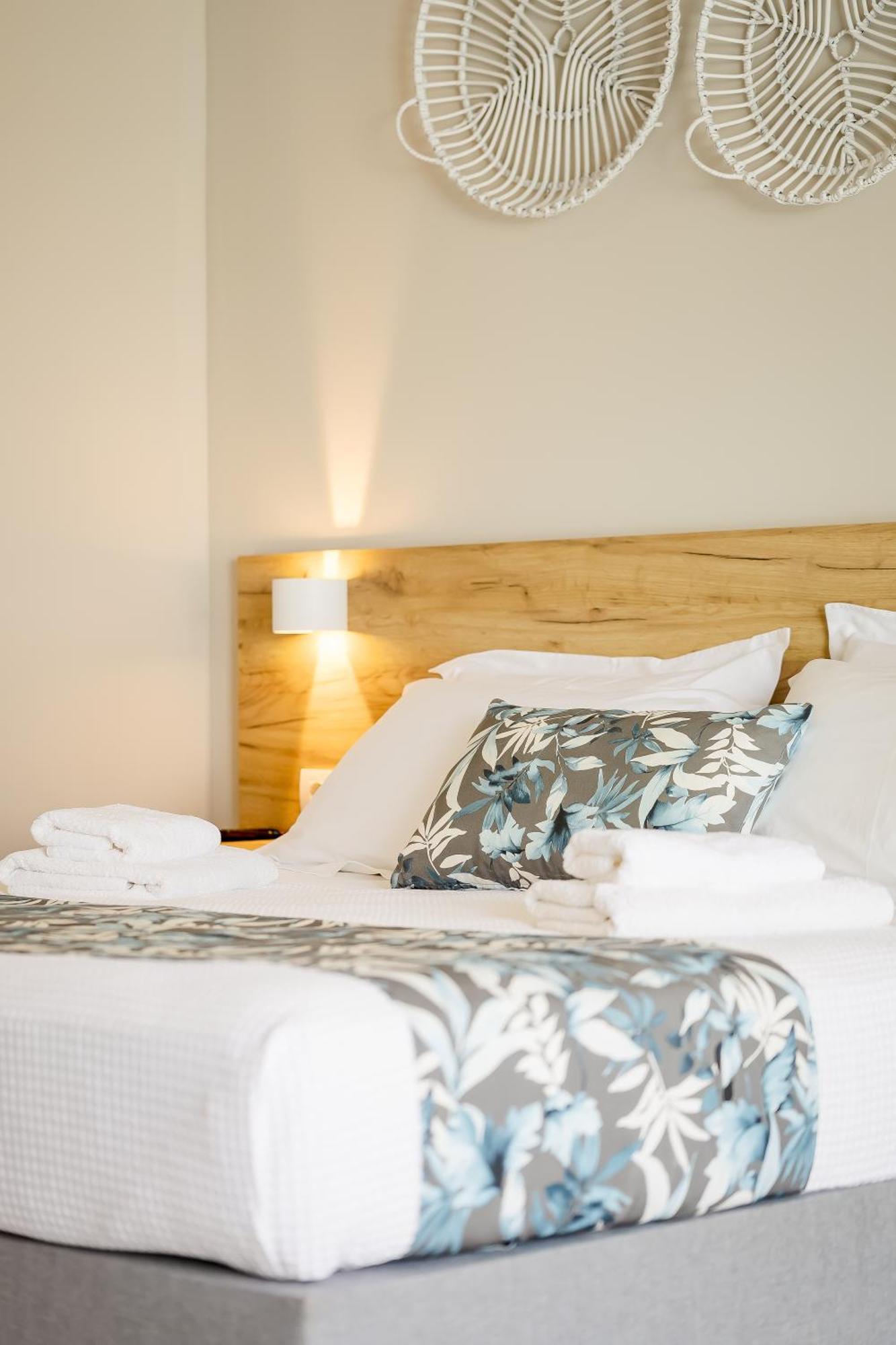 Sarpidon Suites Ajía Marína Kültér fotó